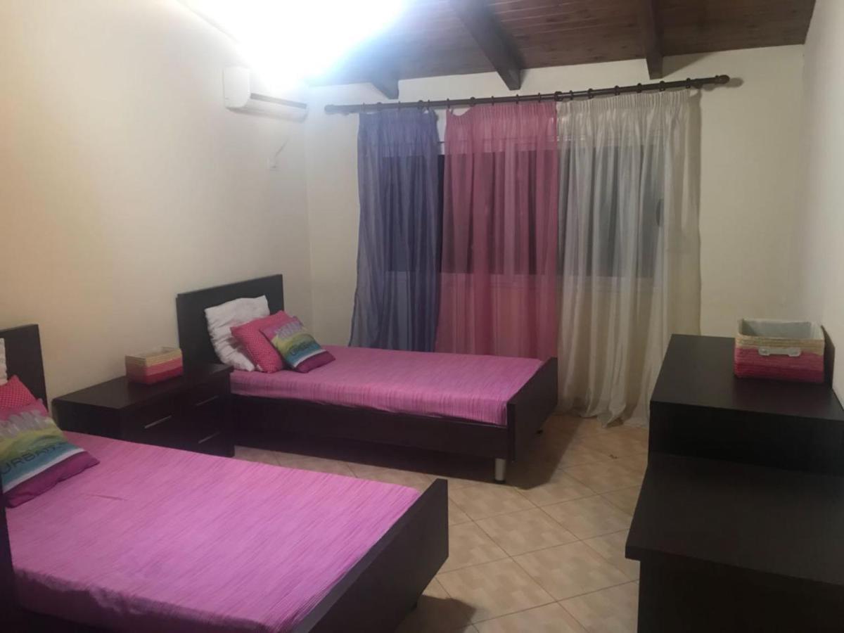Lovely 2 Bedroom Apartment 地拉那 外观 照片
